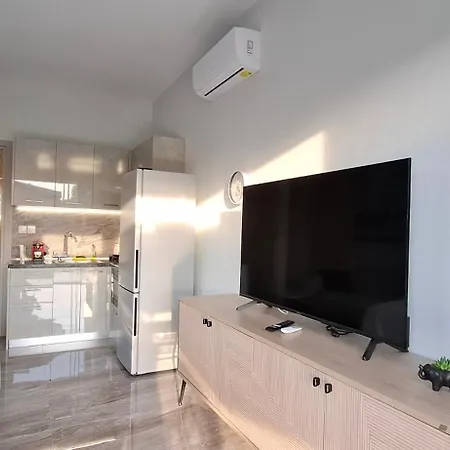 Amadeus Golden Villa Toroni