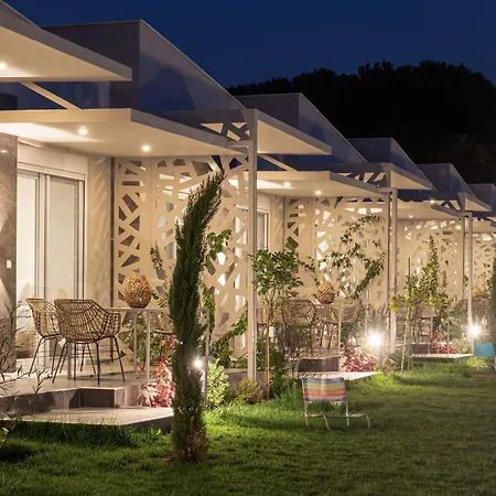 Amadeus Golden Villa Toroni