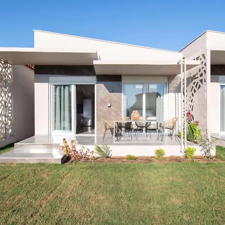 Amadeus Golden Villa