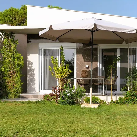 Amadeus Golden Villa Toroni