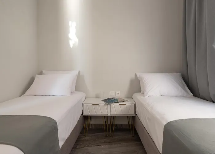 Amadeus Golden Τορώνη