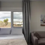 Amadeus Golden Villa *