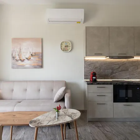 Amadeus Golden * טורוני