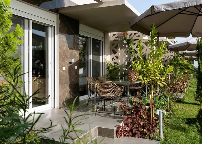 Amadeus Golden Toroni